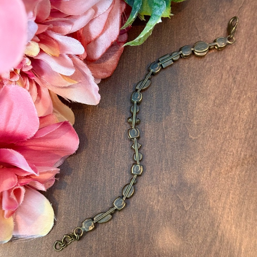 Lovely Sorrelli Vintage Handcrafted Bracelet - Picture 11 of 16